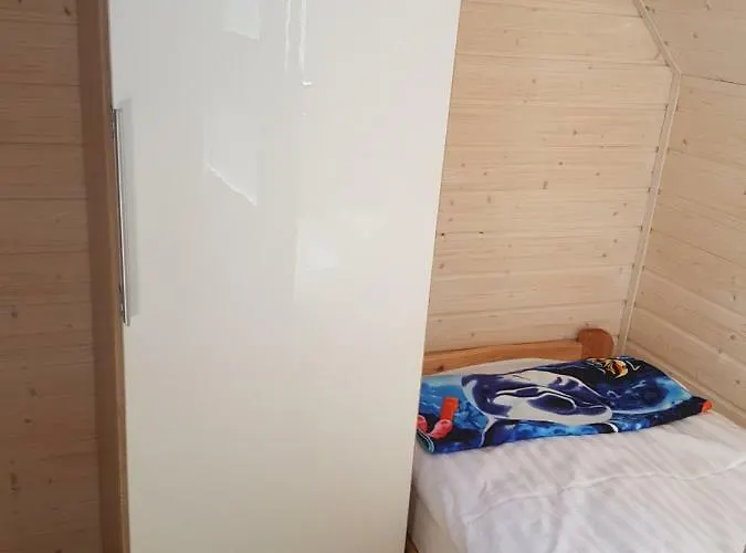 Alga 펜션 사르비노보